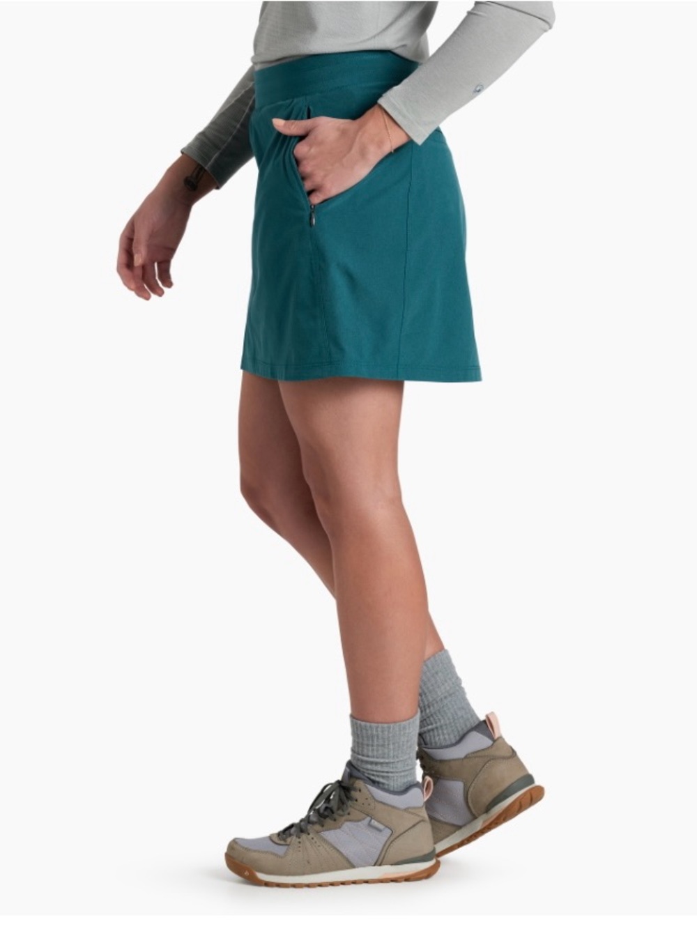 KUHL Teal Athletic Skirt/shorts with Side Zipper Pocket